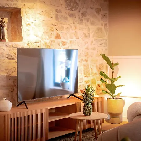 Hébergement de vacances Marchelina House *