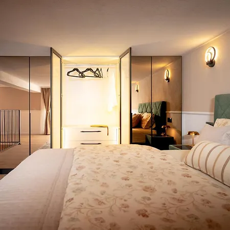 Marchelina House Holiday home *