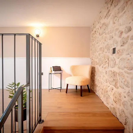 Marchelina House *
