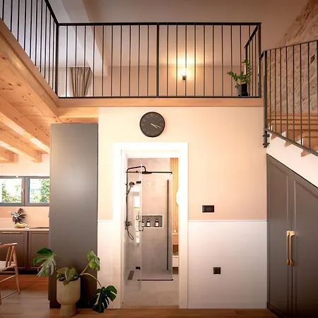 Marchelina House Holiday home *